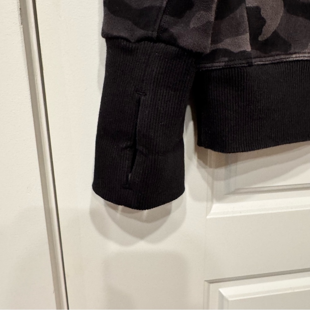 Athleta Black and Gray Camouflage Sweatshirt - Picture 6 of 10